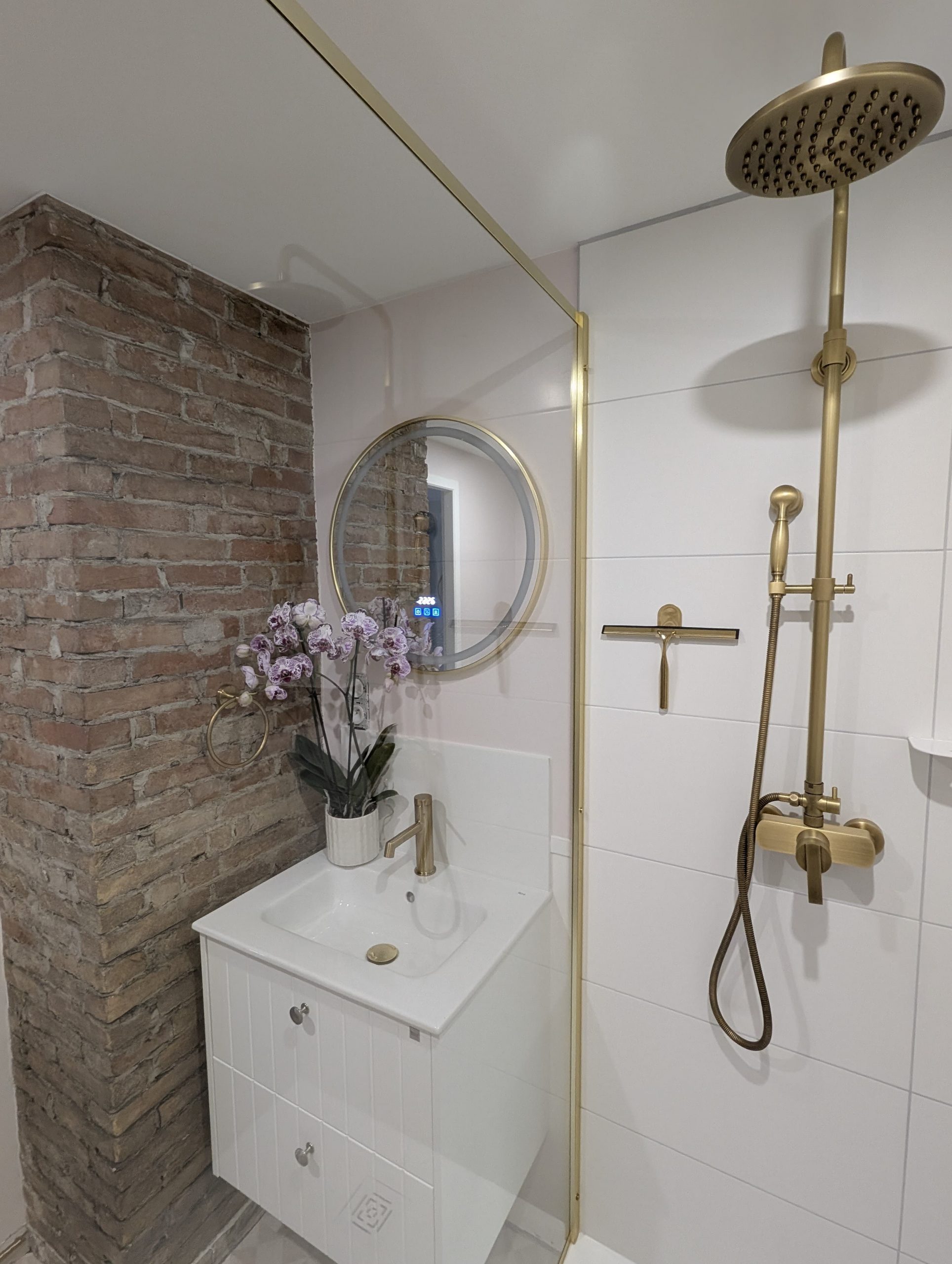 PHOTO-2025-06-06-17-11-24 2